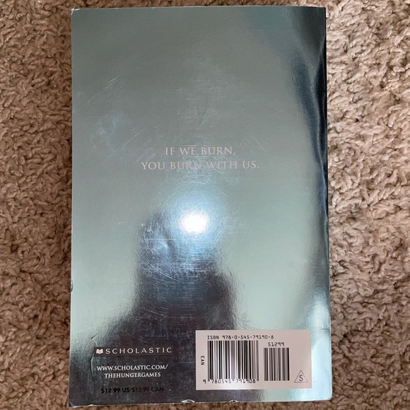 MOCKINGJAY, Paperback Book - Picture 3 of 3